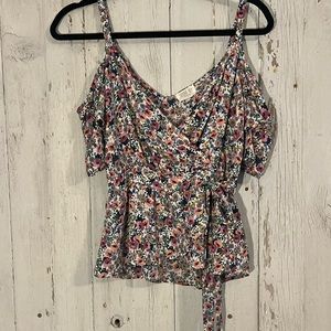 Floral top